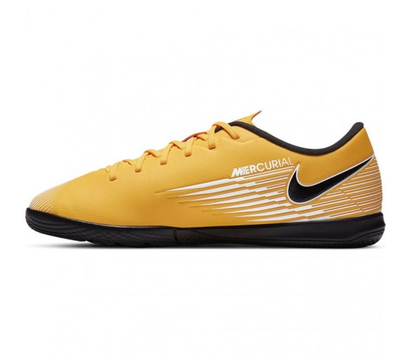 Buty piłkarskie Nike Mercurial Vapor 13 Academy IC Jr AT813